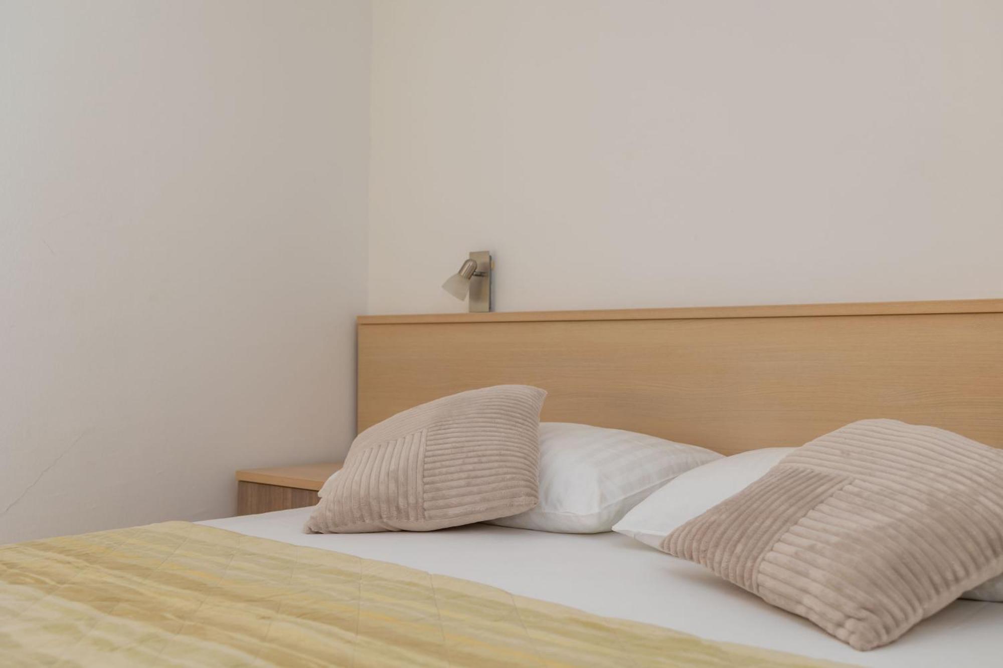 Premium Apartments - Lavica Beach Podstrana Eksteriør bilde