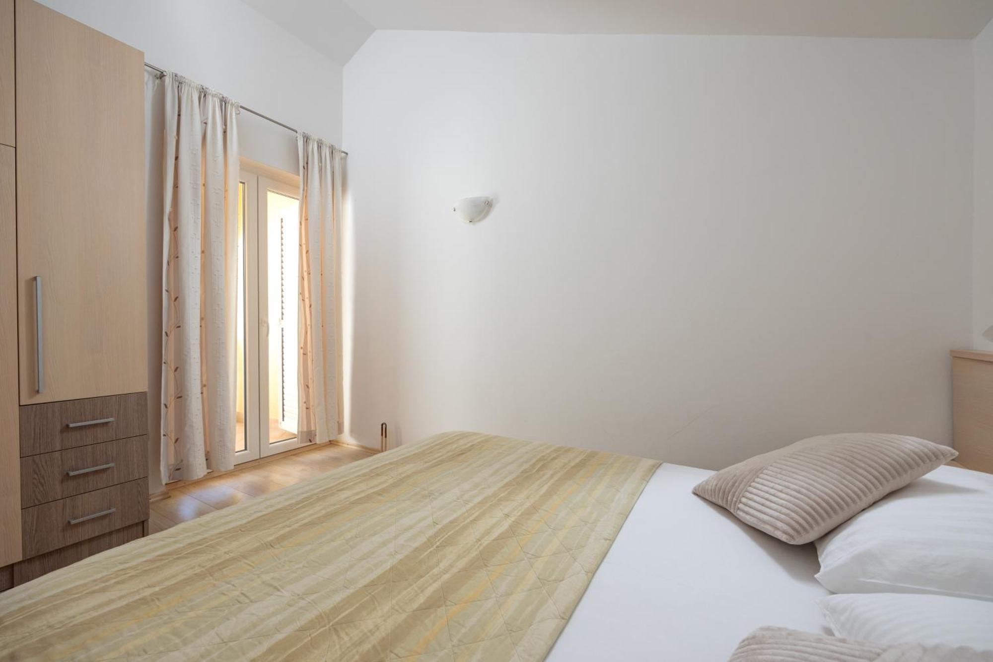 Premium Apartments - Lavica Beach Podstrana Eksteriør bilde